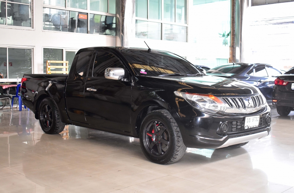 Mitsubishi Triton Cab GLX