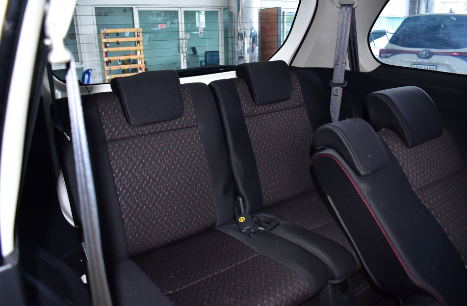 DSC_0120copy.jpg